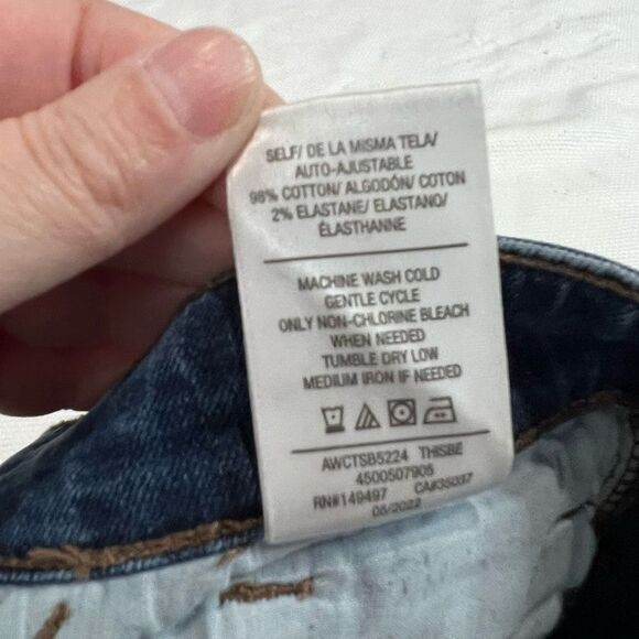 Joe’s Jeans Straight Leg Raw Hem Jeans - Picture 5 of 8